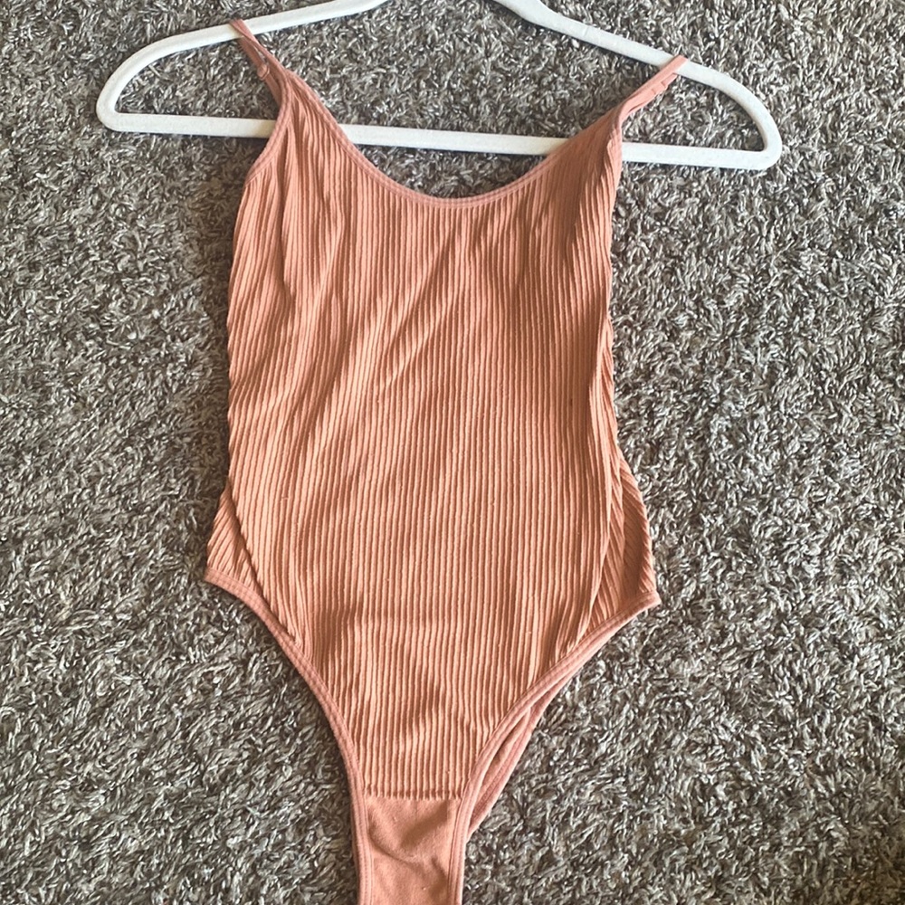 Forever21 bodysuit. Size XS. Peach/orange color